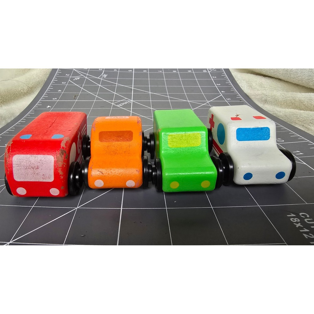 Wooden Toy Cars Set of 4 Fire Truck Taxi Ambulance Green Car Toy Decor